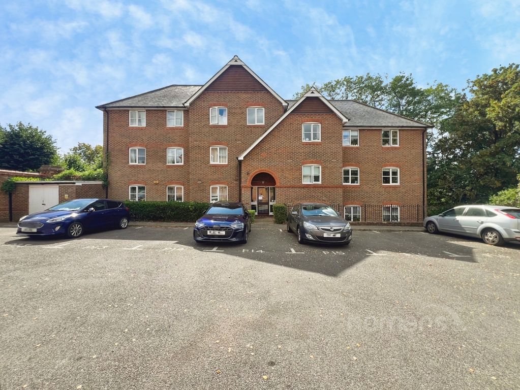 Property photo 1 of 18 Pbox-Img.Jpg