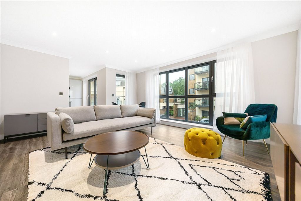 Property photo 1 of 13 Picture No. 21