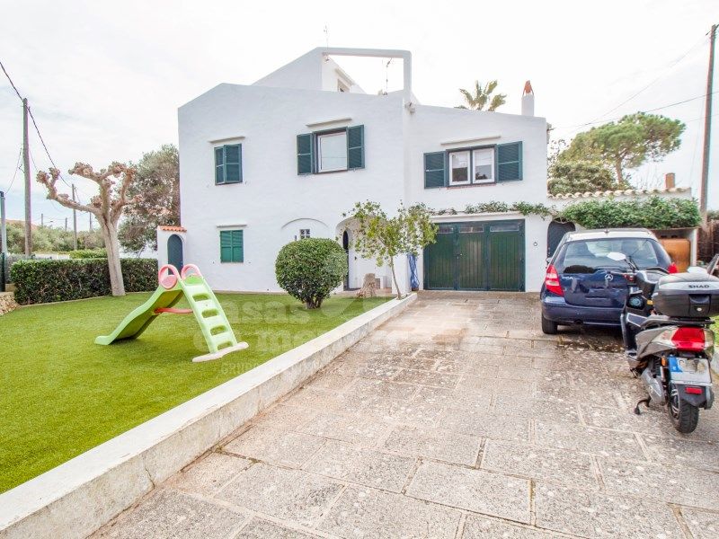 Property photo 2 of 26