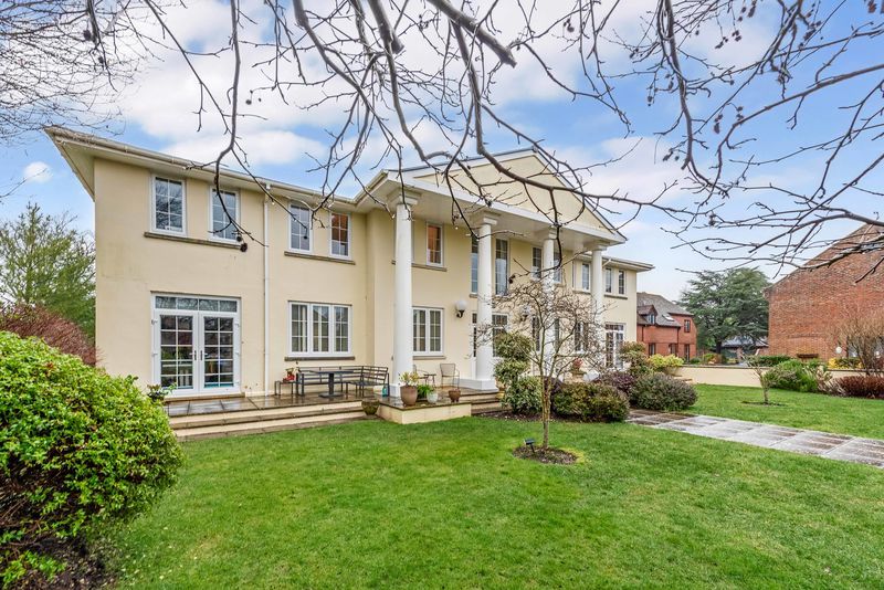 Property photo 2 of 25 Photo 19