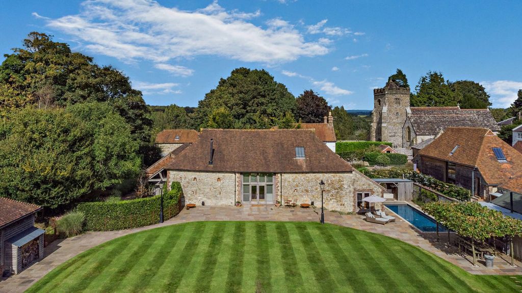 Property photo 1 of 32 Front