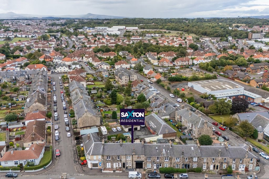 Property photo 3 of 36