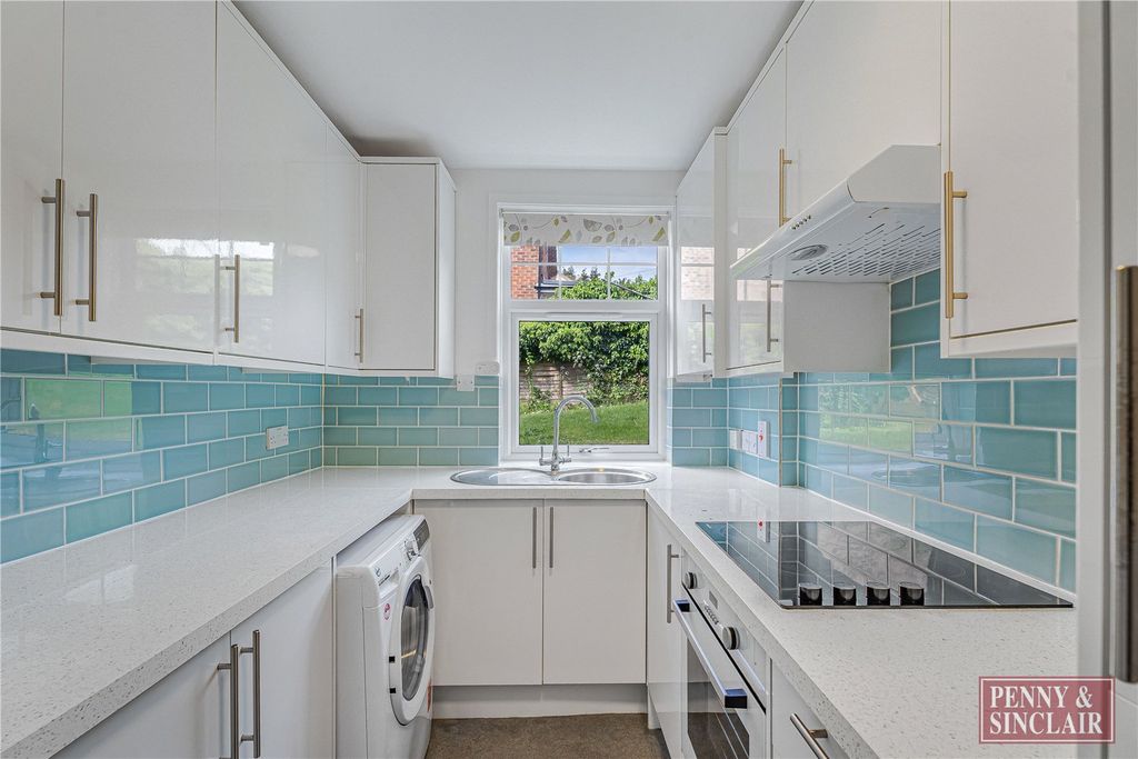 Property photo 1 of 10 Picture No. 13