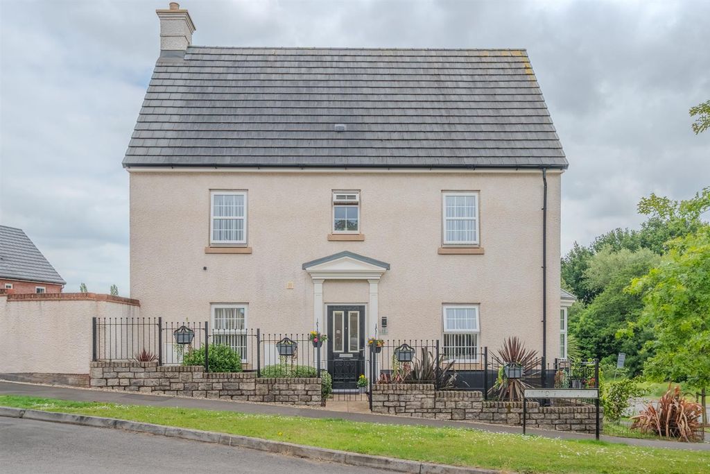 Property photo 2 of 35 1 Ffordd Tir Brychiad-33.Jpg