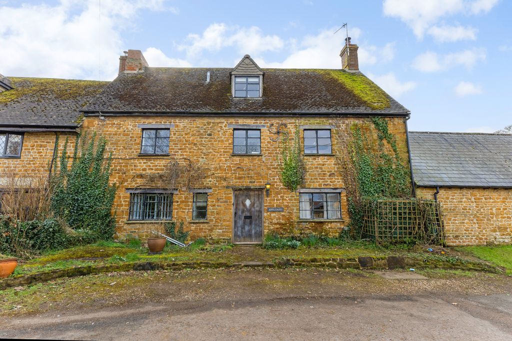 Property photo 1 of 16