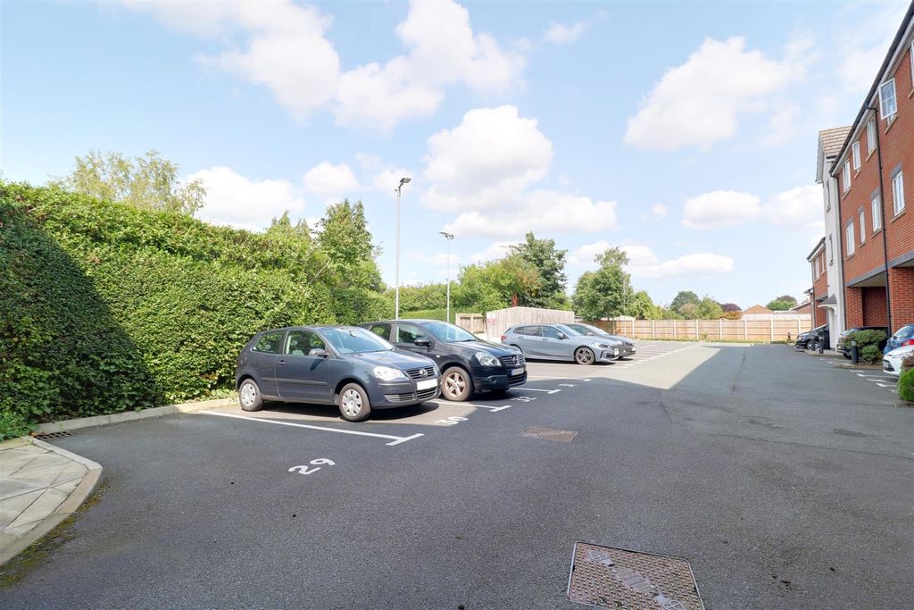 Additional image 13 of 2 bed flat for saleThe Point, Crewe Road, Alsager ST7