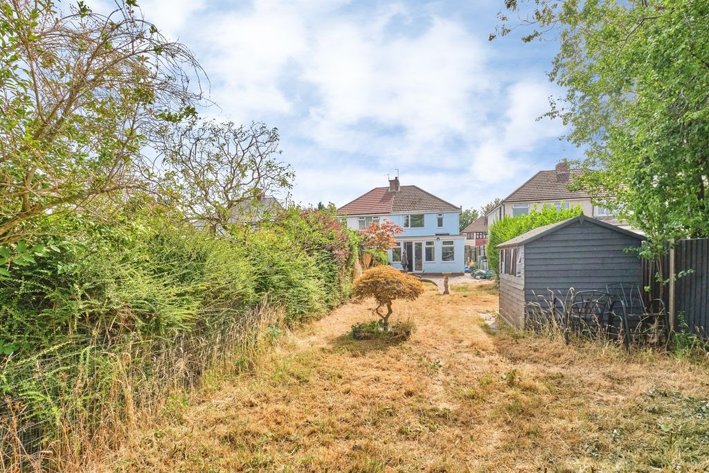 Property photo 2 of 14
