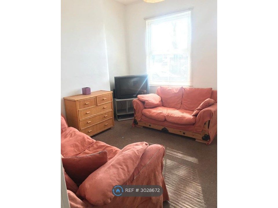 Property photo 3 of 4