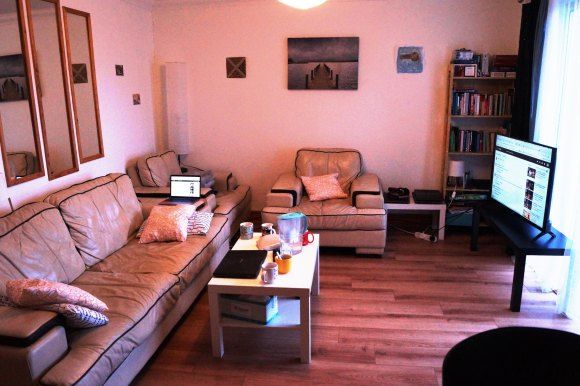 Property photo 1 of 10 Lounge