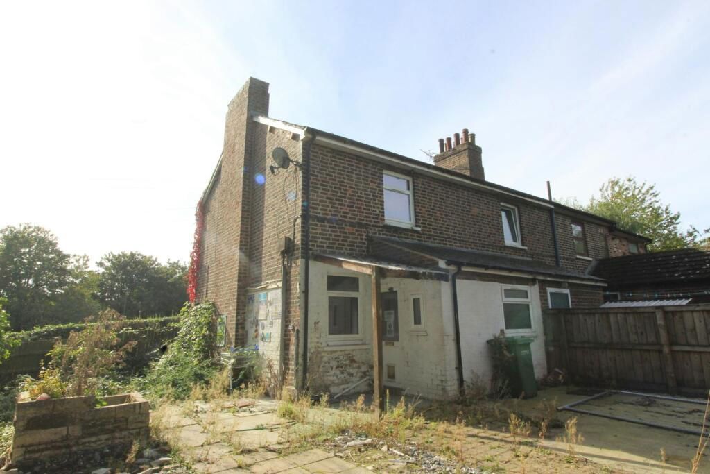 Property photo 2 of 11