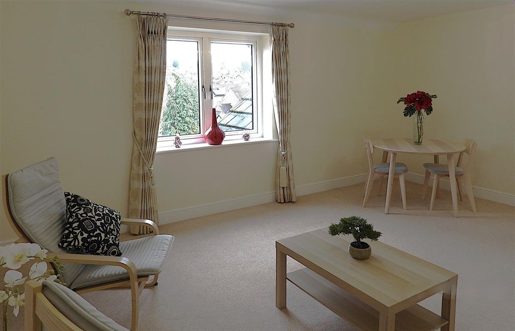 Property photo 2 of 16 Dscn0118.Jpg