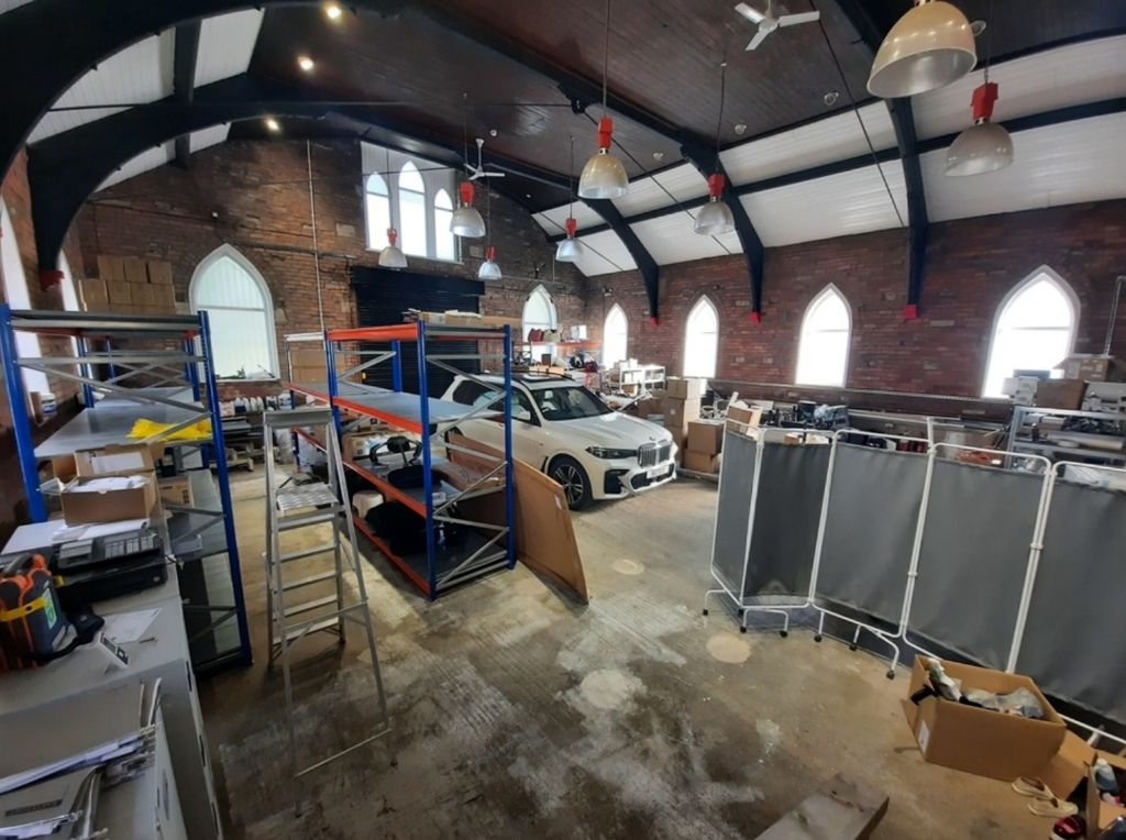 Property photo 3 of 15 Warehouse