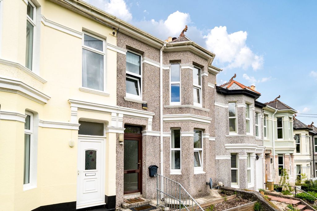 Property photo 1 of 19