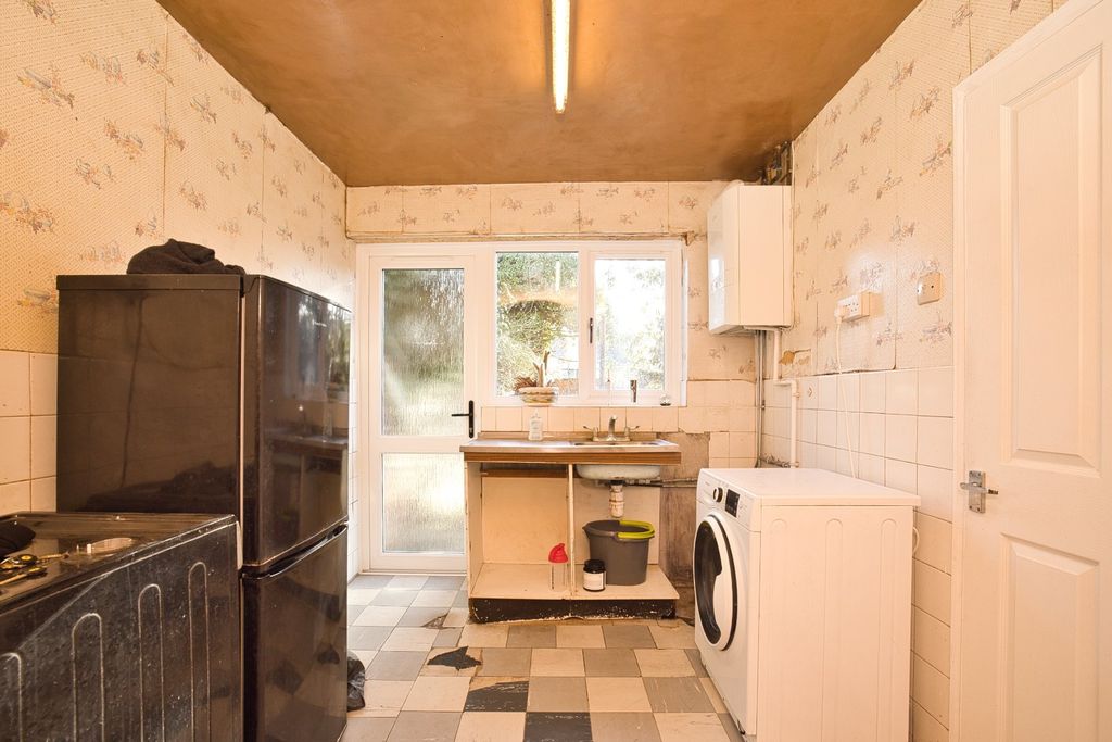 Property photo 3 of 13 Picture 3