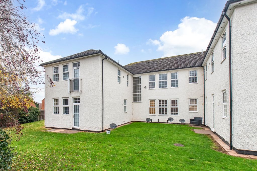 Property photo 2 of 11 Picture No. 10