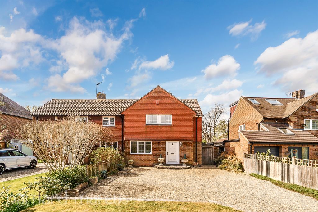 Property photo 1 of 12