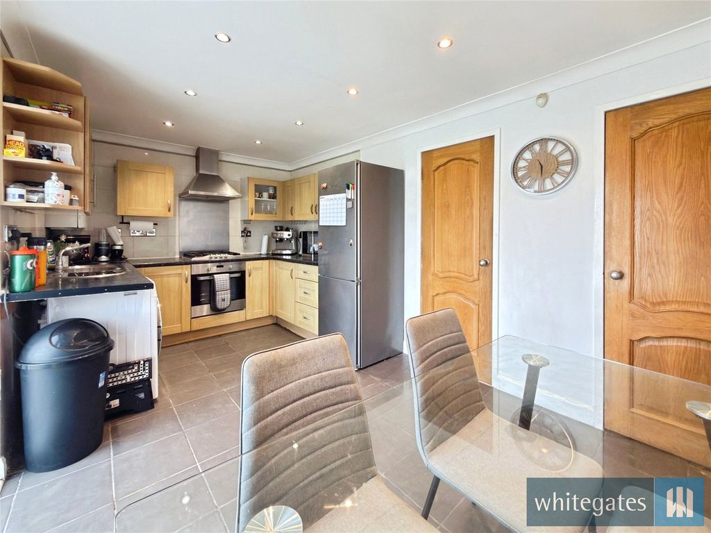 Property photo 3 of 16 Picture No. 09