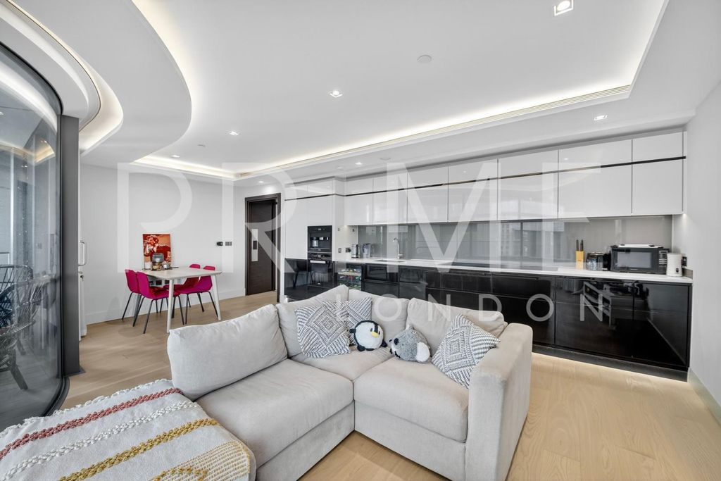 Property photo 3 of 22 Tc63.Jpg