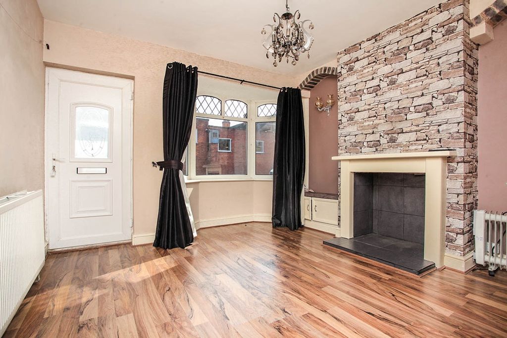 Property photo 2 of 9 Lounge