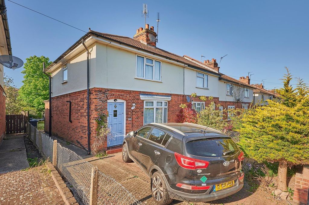 Property photo 1 of 15 48 Scott Road Front.Jpg
