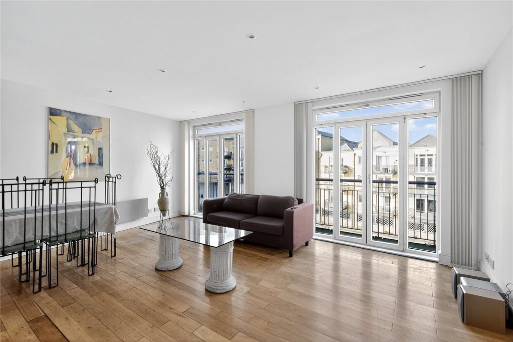 Property photo 1 of 20 Reception Room