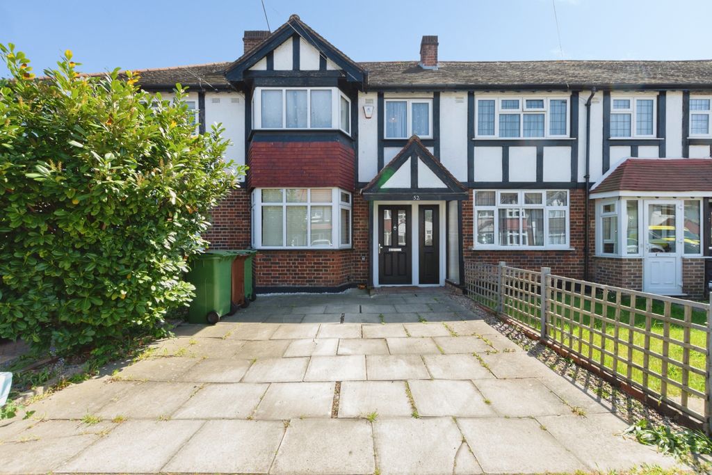 Property photo 1 of 18