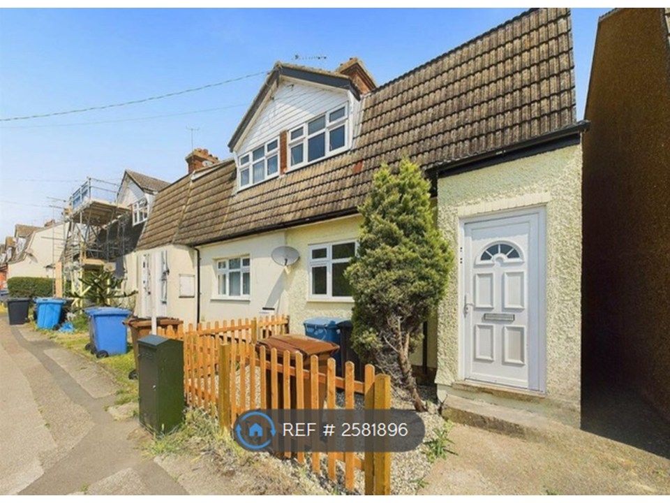 Property photo 1 of 12
