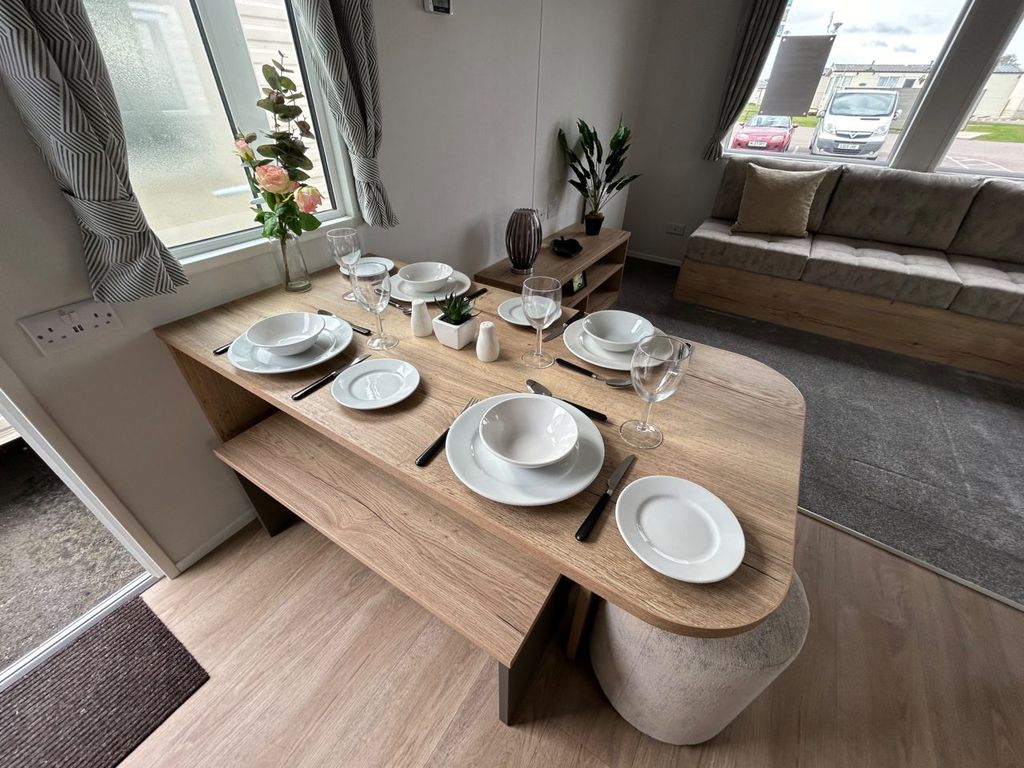 Property photo 3 of 9 Willerby Midhurst 2024 Car0063318 86873225.Jpeg