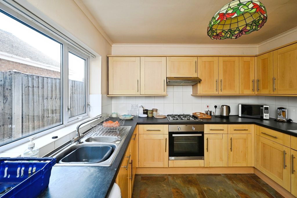 Property photo 2 of 17 Photo
