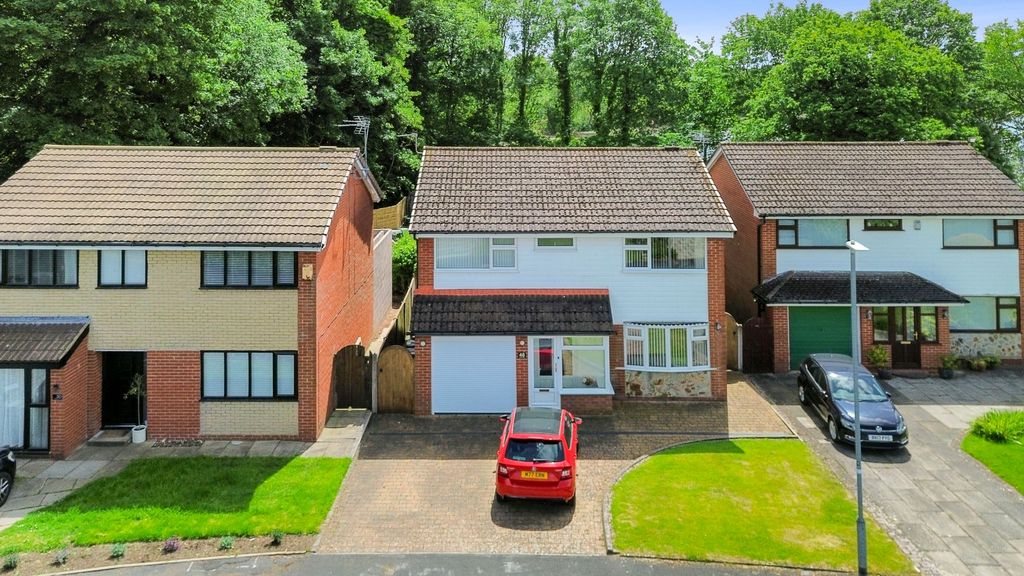 Property photo 1 of 52