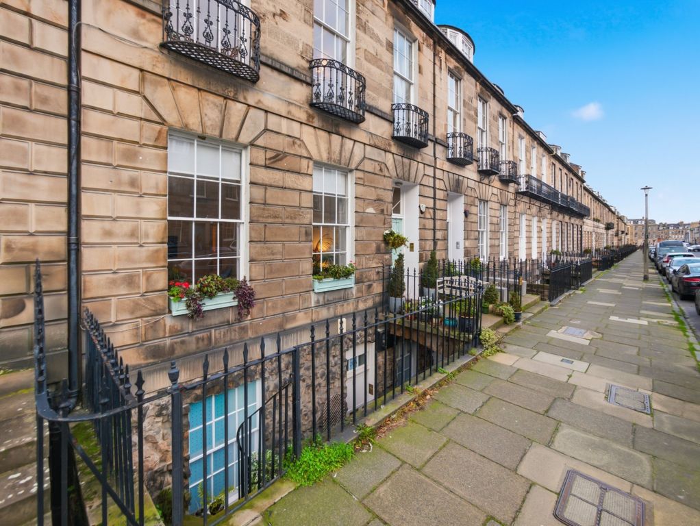 Property photo 3 of 59 Photo 3