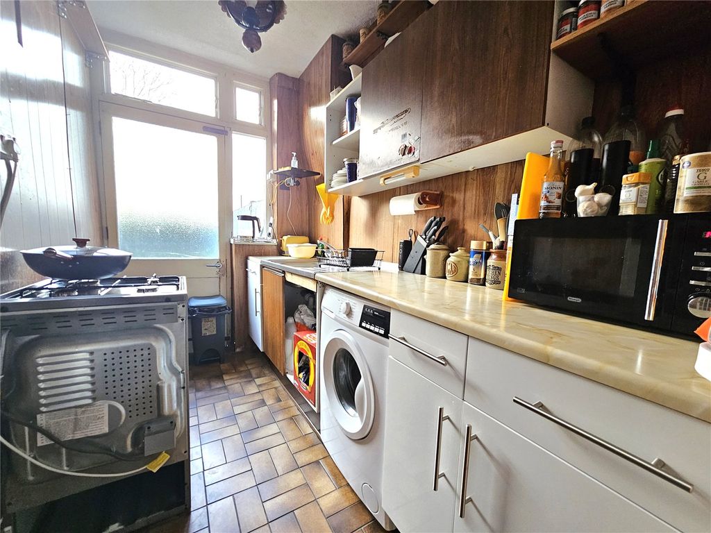 Property photo 3 of 15 Picture No. 11