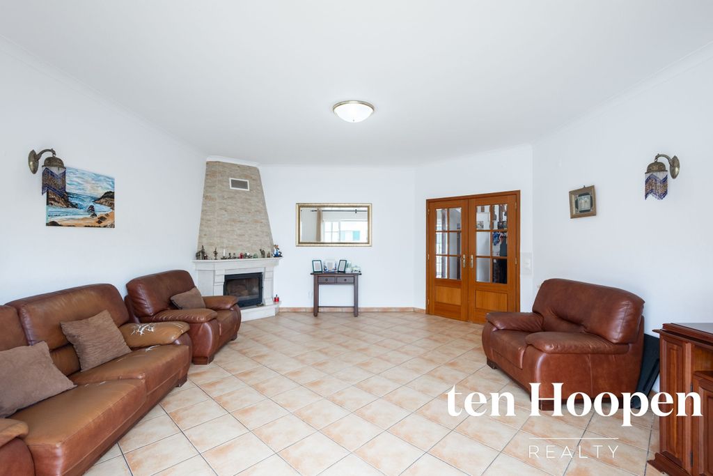 Property photo 3 of 30