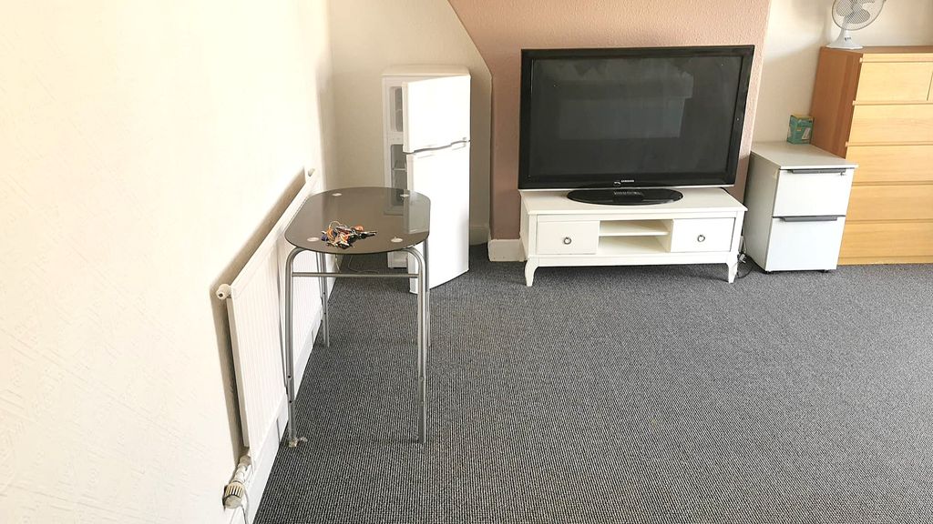 Property photo 3 of 3