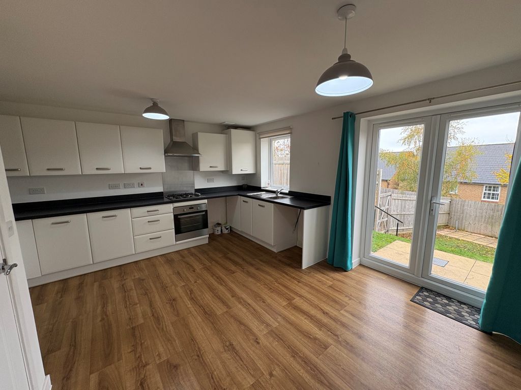 Property photo 2 of 15 Kitchen