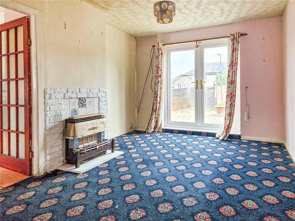Property photo 2 of 12 Living Room