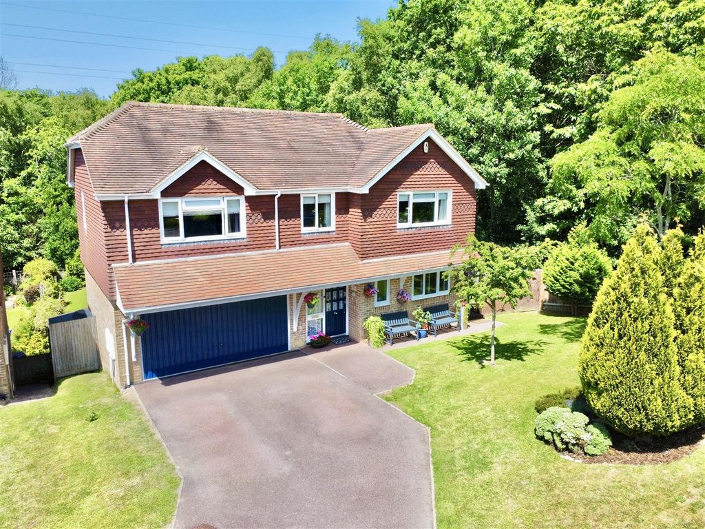 Property photo 1 of 38