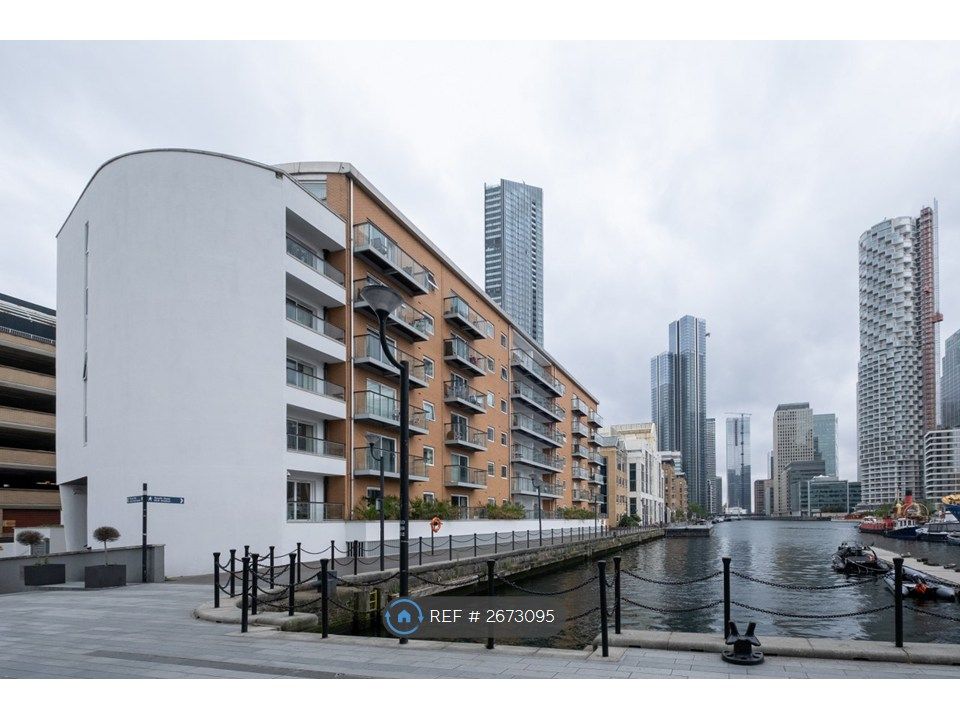 Property photo 2 of 20 Antilles Bay