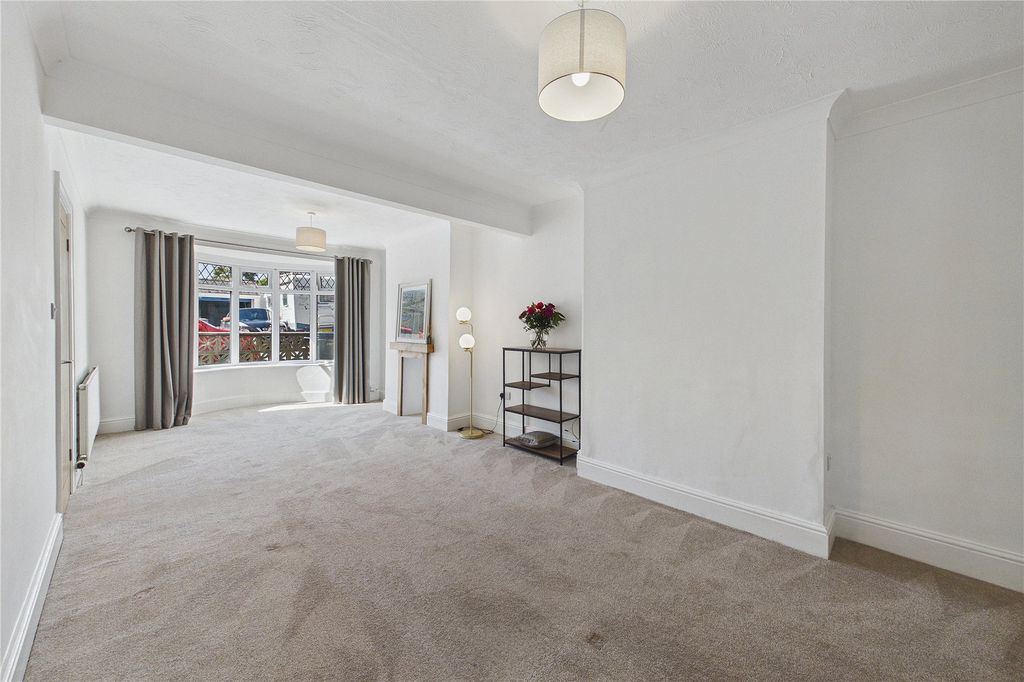 Property photo 2 of 15 Picture No. 01