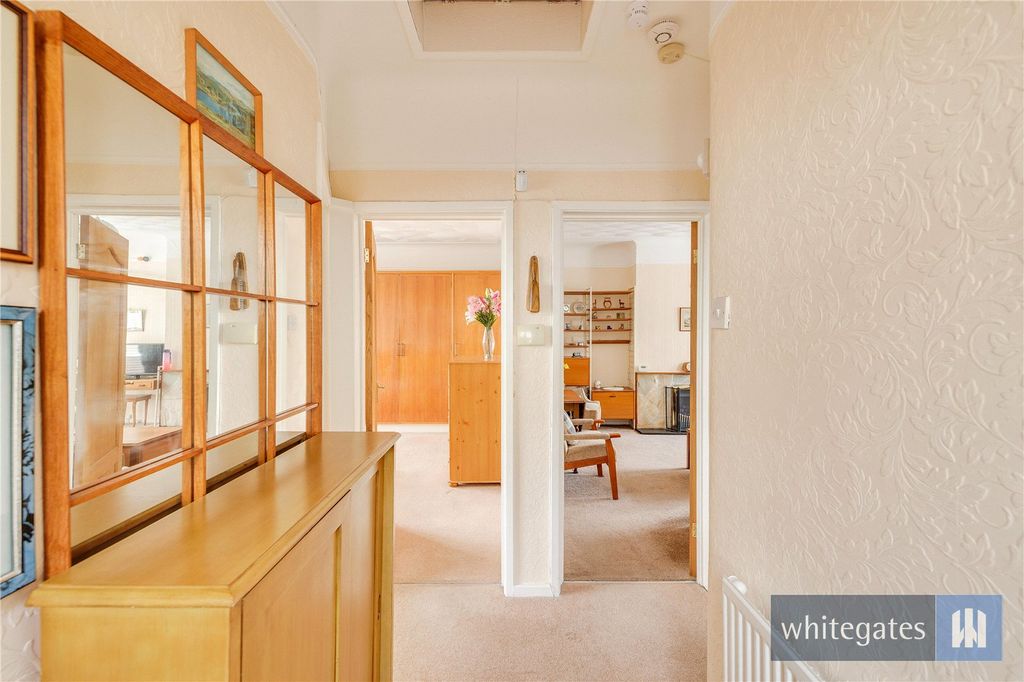 Property photo 2 of 28 Picture No. 02