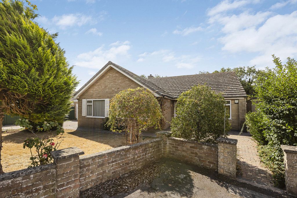 Property photo 1 of 24
