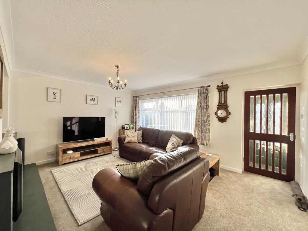 Property photo 3 of 24