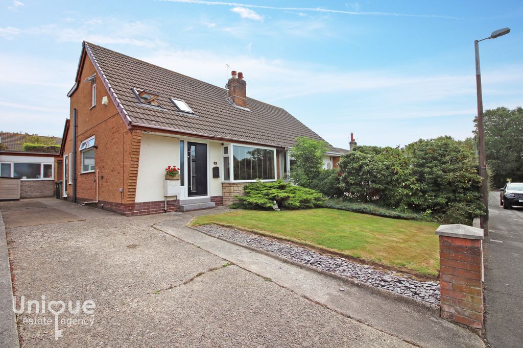 Property photo 1 of 26