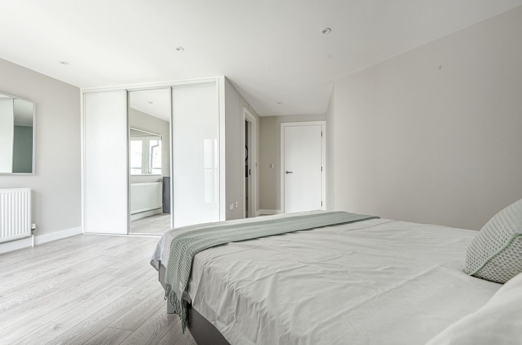 Property photo 2 of 15 Picture No. 02