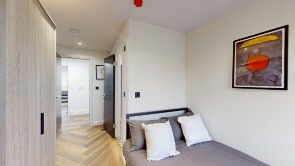 Property photo 3 of 8 8640369.Jpg