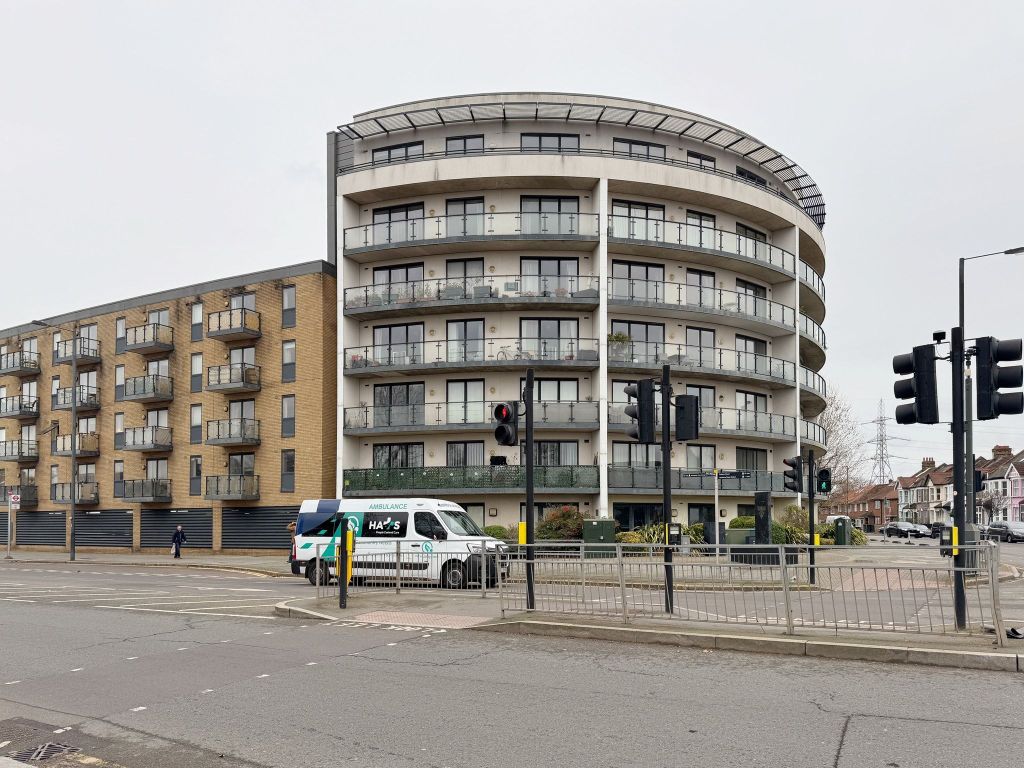 Property photo 2 of 3