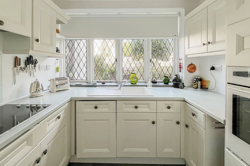 Property photo 3 of 18 Picture No. 25