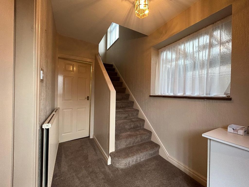 Property photo 3 of 26