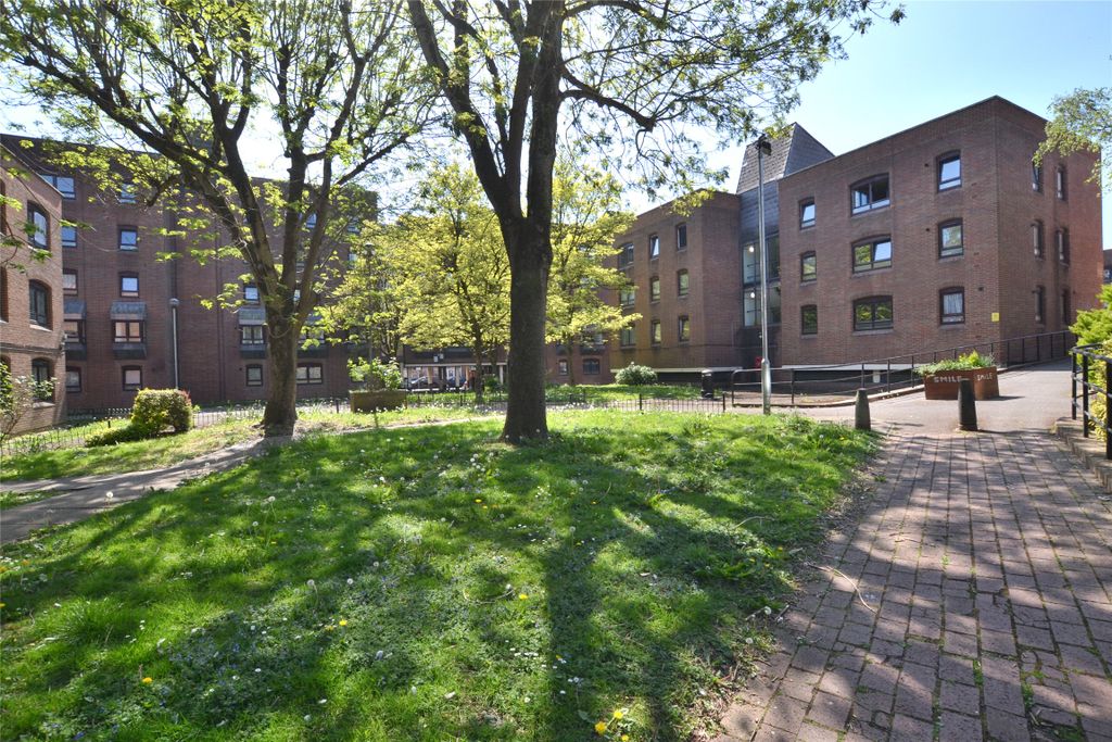 Property photo 1 of 14 Picture No. 14