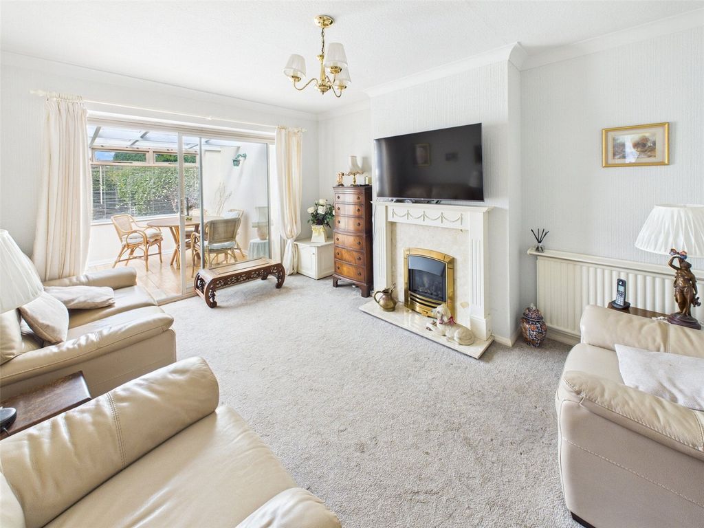 Property photo 2 of 14 Picture No. 10